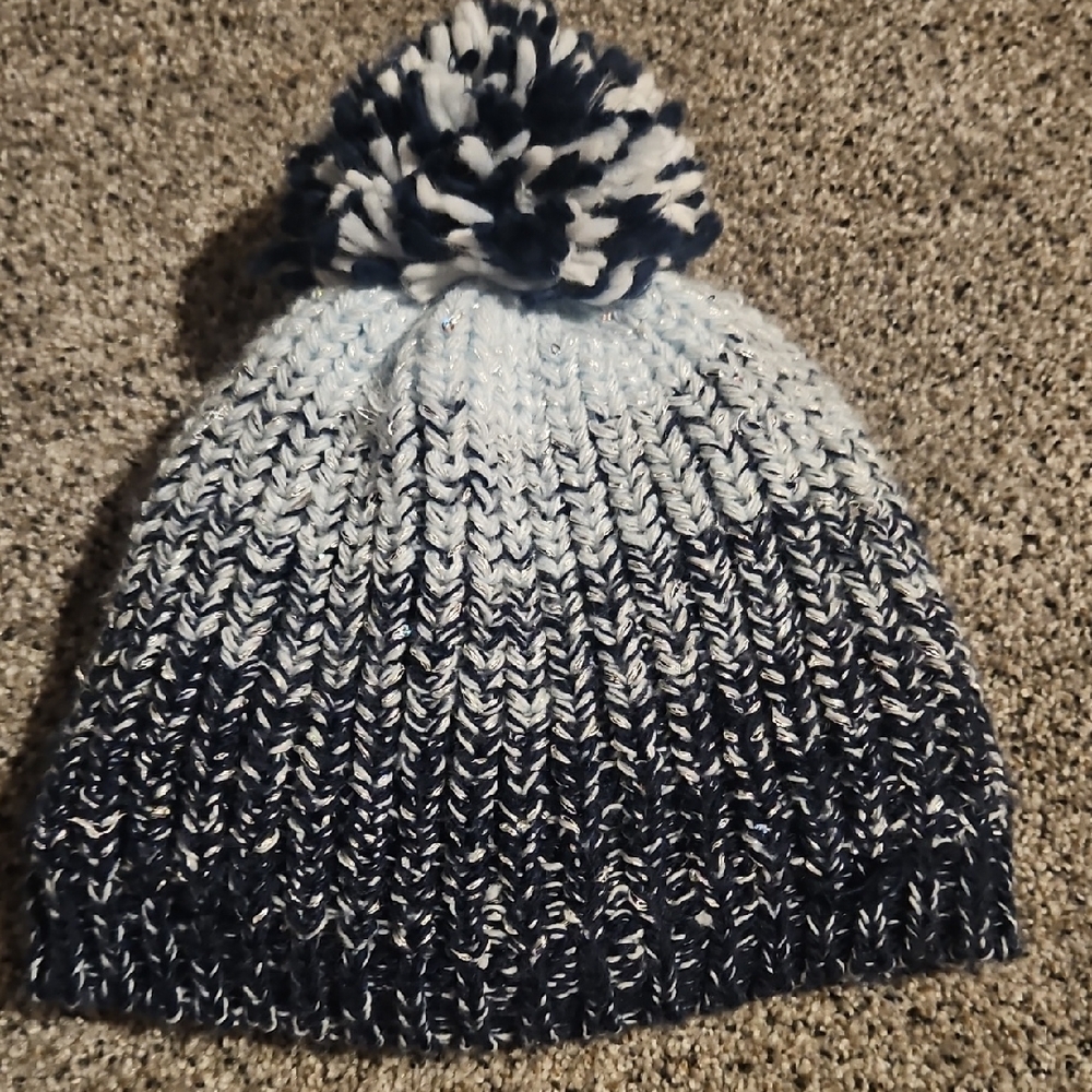 Kids' Knit Beanie with Pom-Pom - Navy and White